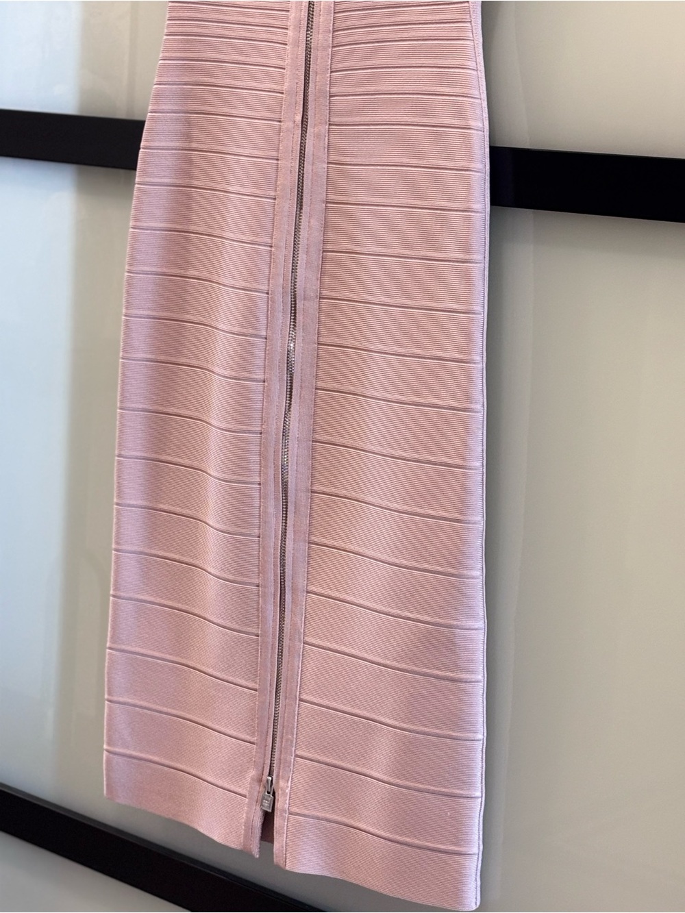 Herve Leger Blush Pink Bandage V-Neck Midi Dress - Picture 7 of 7